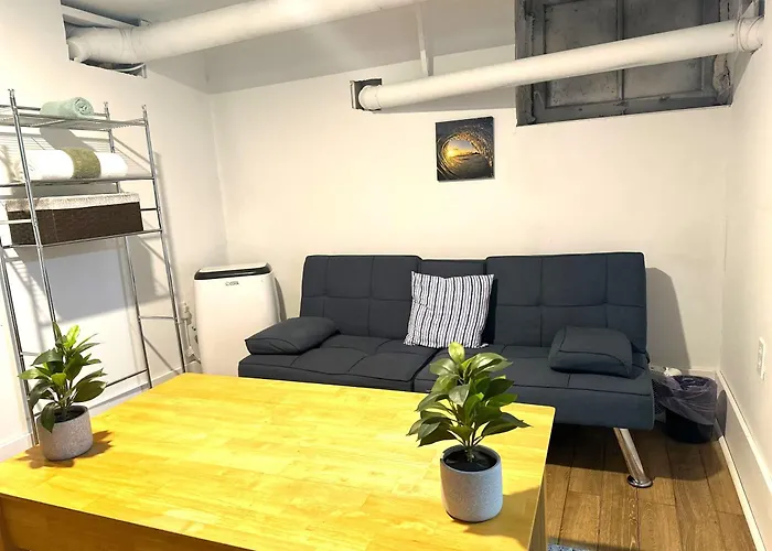 Downtown Retreat - Cozy Basement Apartamento Columbus